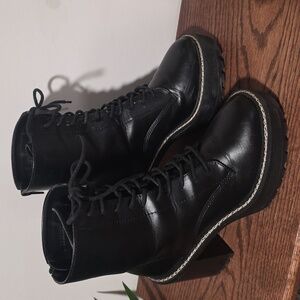 ☃️❄️☃️Madden Girl Karma Block Heel Black Heel Bootie Back Zip Womens 8